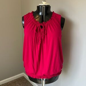 🛍️2 for $6.00🛍️ Pink tank